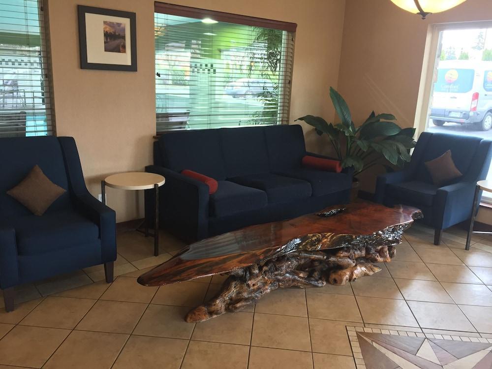 Comfort Inn & Suites-Portland Airport 外观 照片
