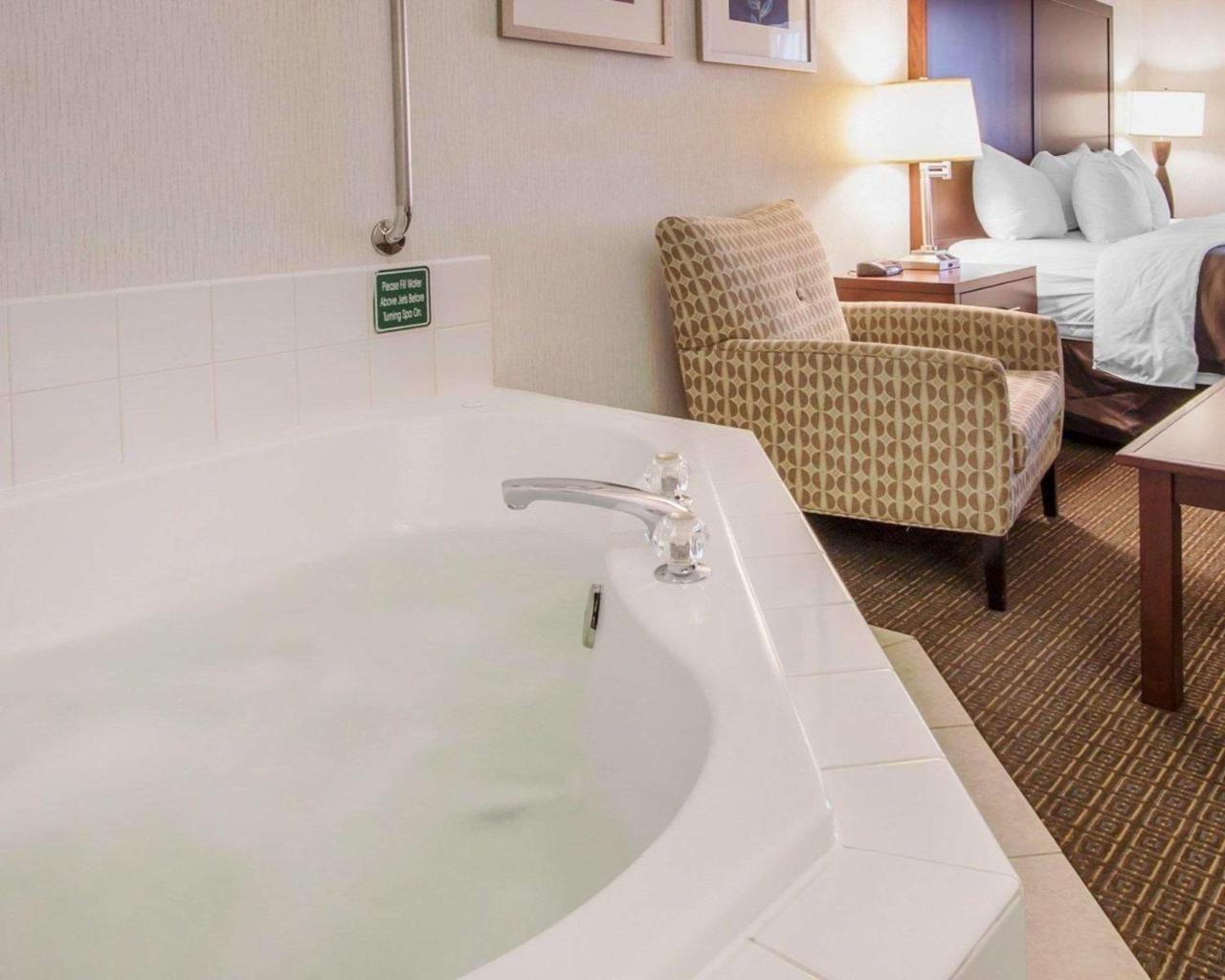 Comfort Inn & Suites-Portland Airport 外观 照片